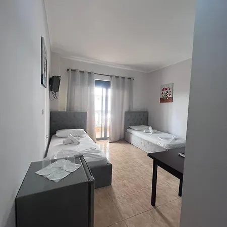 Primavera Hotel 3*