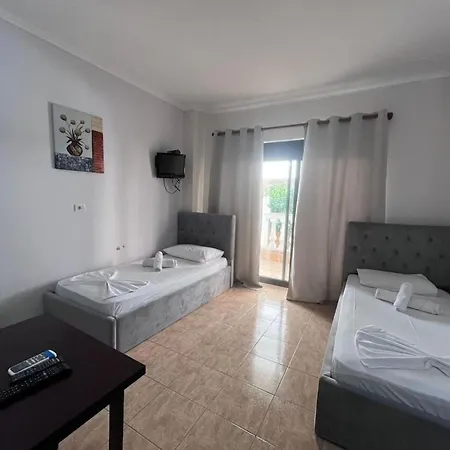 Primavera Hotel