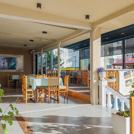 Primavera Hotel 3*