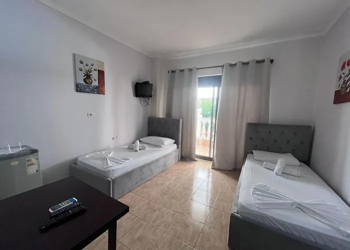 Primavera Hotel