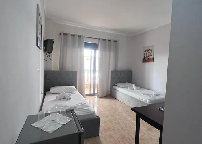 Primavera Hotel 3*